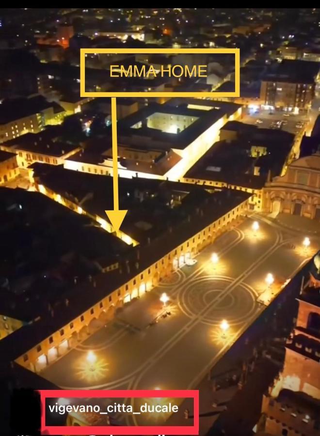 Emma Home Adiacente Alla Piazza Ducale Vigevano Exterior photo